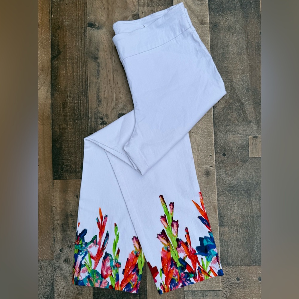 Attyre White Trousers with Vibrant Floral Accents